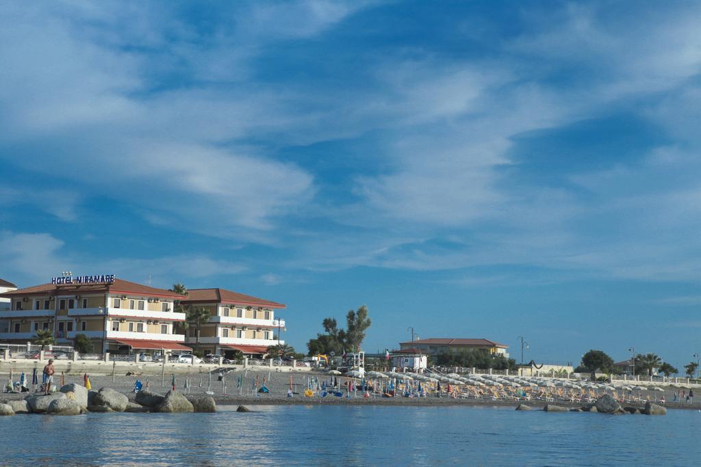 Hotel Miramare 시로마리나 외부 사진